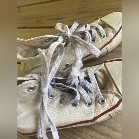 White kids converse size, mens size 3, women’s size 5 - Picture 3 of 7